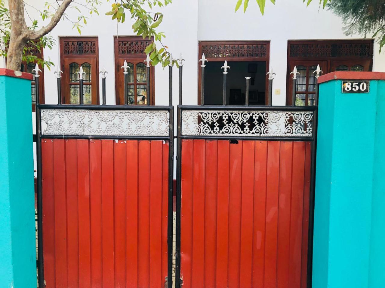 Hikkaduwa Backyard Beach Homestay 高尔 外观 照片