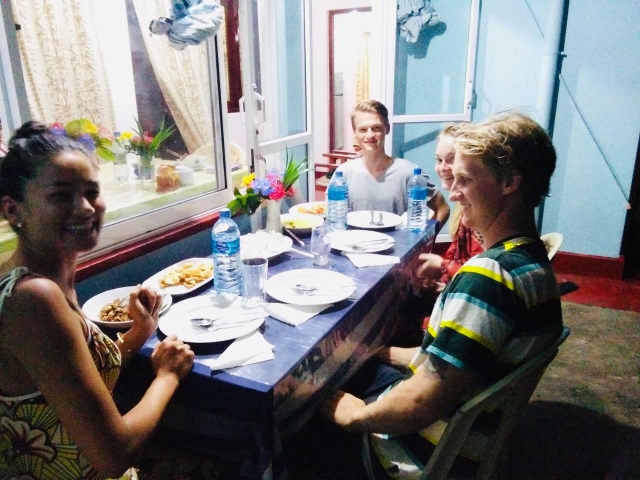 Hikkaduwa Backyard Beach Homestay 高尔 外观 照片
